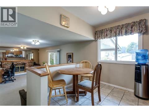 Photo 6 of 840 Liban Court, Glenmore, Kelowna