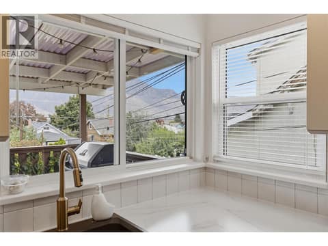 Photo 14 of 812 Columbia Street, South Kamloops