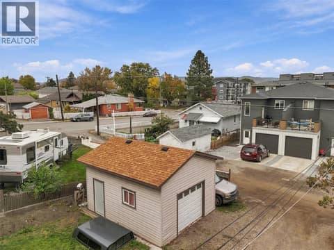 Photo 2 of 812 Columbia Street, South Kamloops