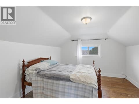 Photo 22 of 812 Columbia Street, South Kamloops