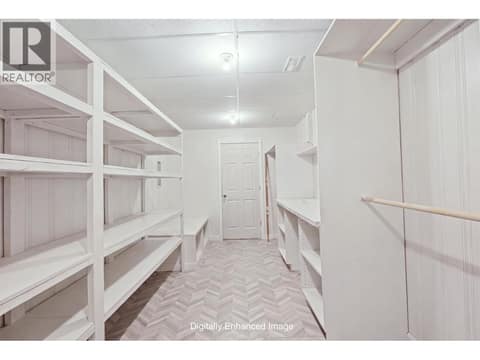 Photo 34 of 812 Columbia Street, South Kamloops