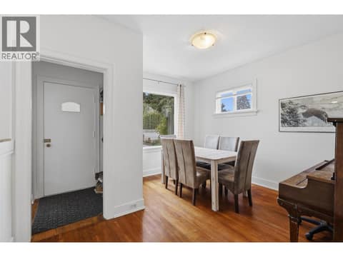 Photo 6 of 812 Columbia Street, South Kamloops