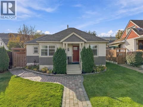 Photo 1 of 1233 Pine Street, South Kamloops