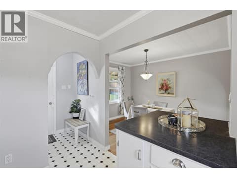 Photo 13 of 1233 Pine Street, South Kamloops
