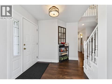 Photo 2 of 845 BRAMBLE Place, Aberdeen, Kamloops