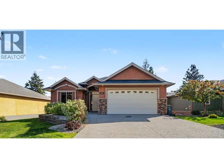 Photo 2 of 2405 Cobblestone Road, Shannon Lake, West Kelowna