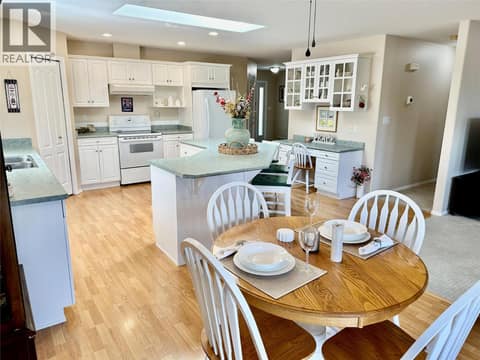 Photo 5 of 534 Redwing Drive, Main North, Penticton