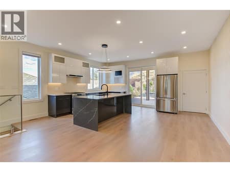 Photo 6 of 5084 Twinflower Crescent, Upper Mission, Kelowna
