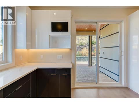Photo 8 of 5084 Twinflower Crescent, Upper Mission, Kelowna