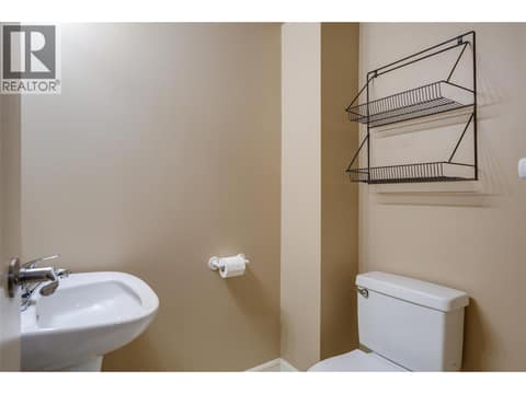 Photo 28 of 950 & 952 Stockwell Avenue, Kelowna North