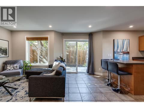 Carriage house at 950 & 952 Stockwell Avenue, Kelowna North