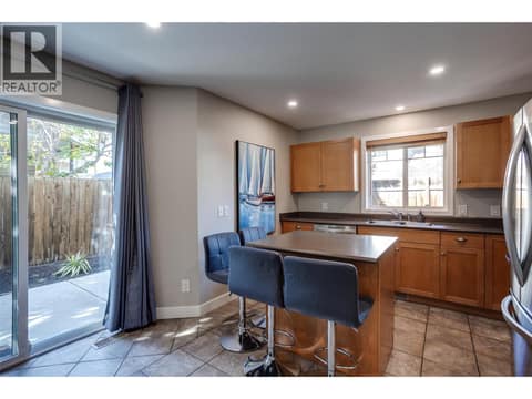 Carriage house at 950 & 952 Stockwell Avenue, Kelowna North