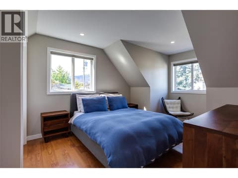 Carriage house at 950 & 952 Stockwell Avenue, Kelowna North