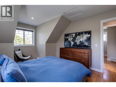 Carriage house at 950 & 952 Stockwell Avenue, Kelowna North