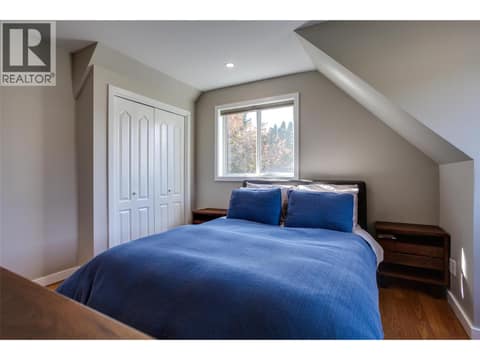 Carriage house at 950 & 952 Stockwell Avenue, Kelowna North