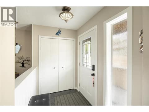 Photo 10 of 6636 Southwind Road, Bella Vista, Vernon