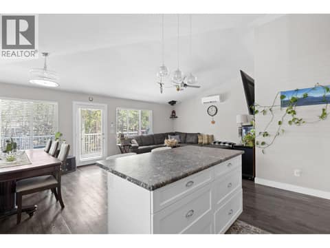 Photo 4 of 690 Muir Road, Fintry, Kelowna