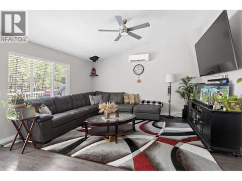 Photo 8 of 690 Muir Road, Fintry, Kelowna