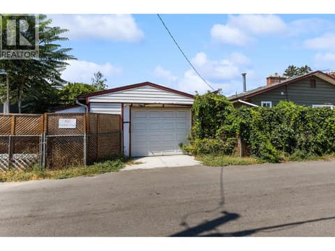 Photo 31 of 925 Sutherland Avenue, Kelowna South