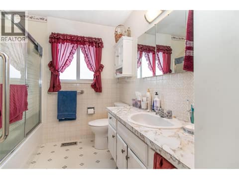 Photo 15 of 440 Hardie Road, Rutland North, Kelowna