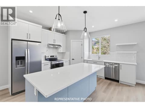 Photo 4 of 5878 DALLAS Drive, Dallas, Kamloops