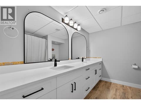 Photo 12 of 1750 Sonora Drive, Glenmore, Kelowna