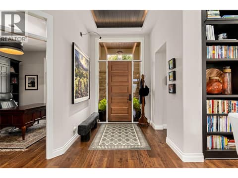 Bright front foyer at 3887 Gallaghers Parkway, South East Kelowna