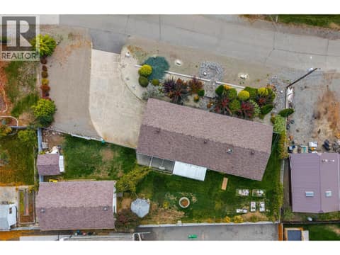 Photo 32 of 172 Michael Way, Rayleigh, Kamloops