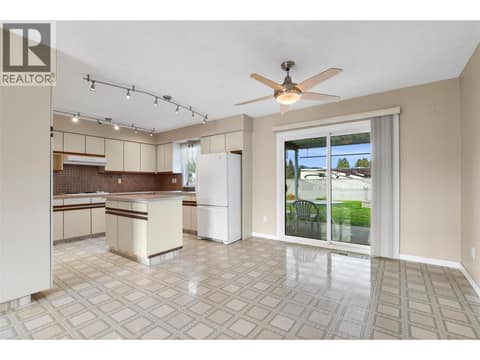 Photo 5 of 172 Michael Way, Rayleigh, Kamloops