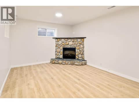 Photo 13 of 2800 DOUCETTE Drive, Smith Creek, West Kelowna