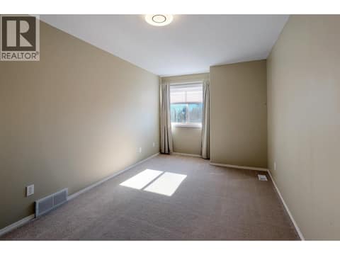 Photo 21 of 2800 DOUCETTE Drive, Smith Creek, West Kelowna