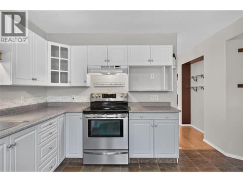 Kitchen at 535 Glenmeadows Road Unit# 16, North Glenmore, Kelowna