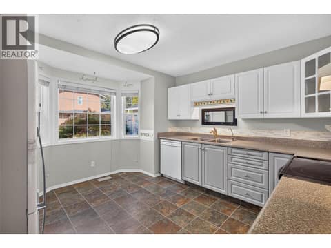Kitchen at 535 Glenmeadows Road Unit# 16, North Glenmore, Kelowna