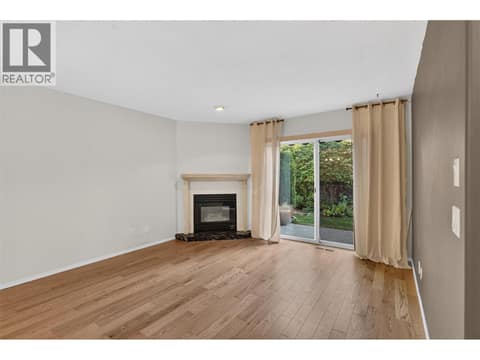 Living Room at 535 Glenmeadows Road Unit# 16, North Glenmore, Kelowna