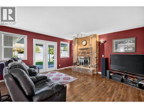 Photo 11 of 153 Yorkton Avenue, Main South, Penticton