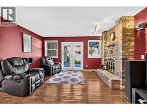 Photo 13 of 153 Yorkton Avenue, Main South, Penticton