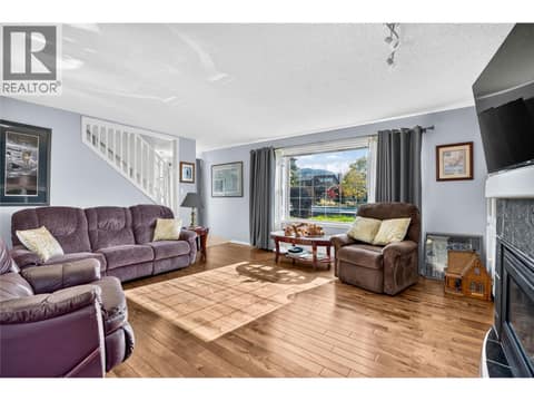 Photo 14 of 153 Yorkton Avenue, Main South, Penticton