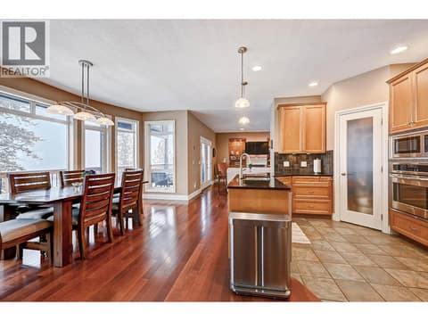 Photo 12 of 422 AZURE Place, Sahali, Kamloops