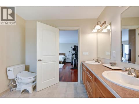 Photo 29 of 422 AZURE Place, Sahali, Kamloops