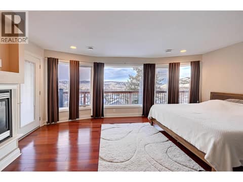 Photo 31 of 422 AZURE Place, Sahali, Kamloops