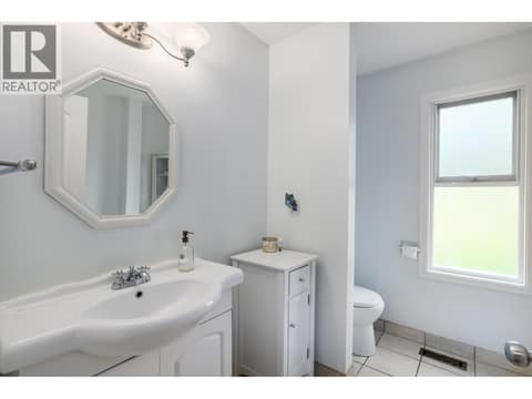 Photo 17 of 4614 Mission Ridge Court, Crawford Estates, Kelowna