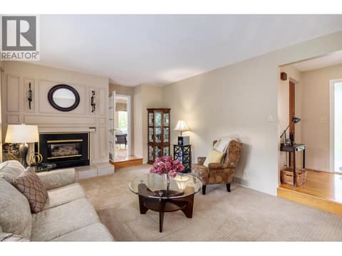 Photo 4 of 4614 Mission Ridge Court, Crawford Estates, Kelowna