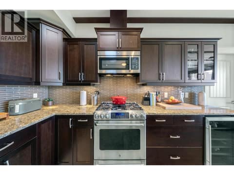 Photo 8 of 2000 Valleyview Drive Unit# 6, Osoyoos