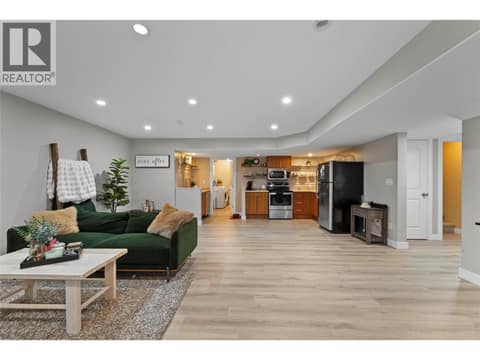 Photo 33 of 1052 Quail Drive, Batchelor Heights, Kamloops