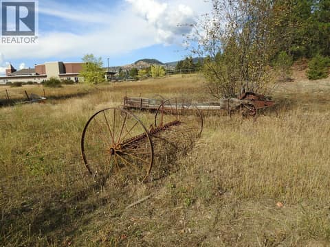 Photo 17 of 5585 Silver Star Road, North BX, Vernon