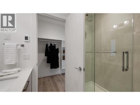 Show suite at 472 Lanfranco Road, Lower Mission, Kelowna