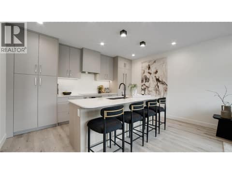 Show suite at 472 Lanfranco Road, Lower Mission, Kelowna