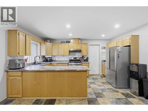 Photo 19 of 2435 DRUMMOND Court, Aberdeen, Kamloops