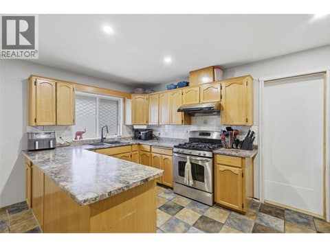 Photo 20 of 2435 DRUMMOND Court, Aberdeen, Kamloops