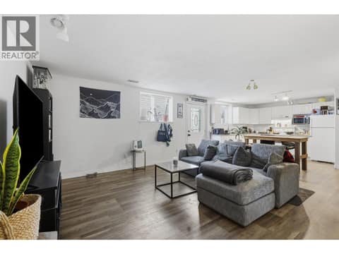 Photo 7 of 2435 DRUMMOND Court, Aberdeen, Kamloops